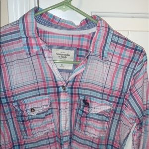 Women’s Abercrombie shirt